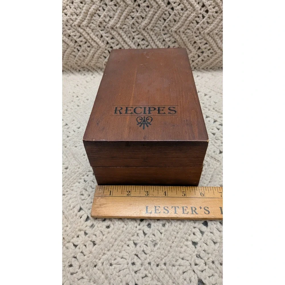 Vintage Wood Recipe Box Hinged Lid 3 Compartment Dark Brown Farmhouse Kitchen
